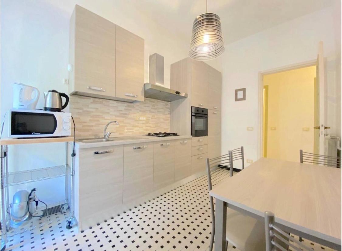 La Casa Di Claudia Lejlighed Genova Eksteriør billede