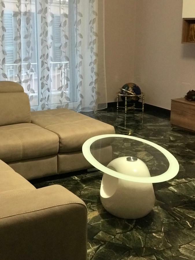 La Casa Di Claudia Lejlighed Genova Eksteriør billede