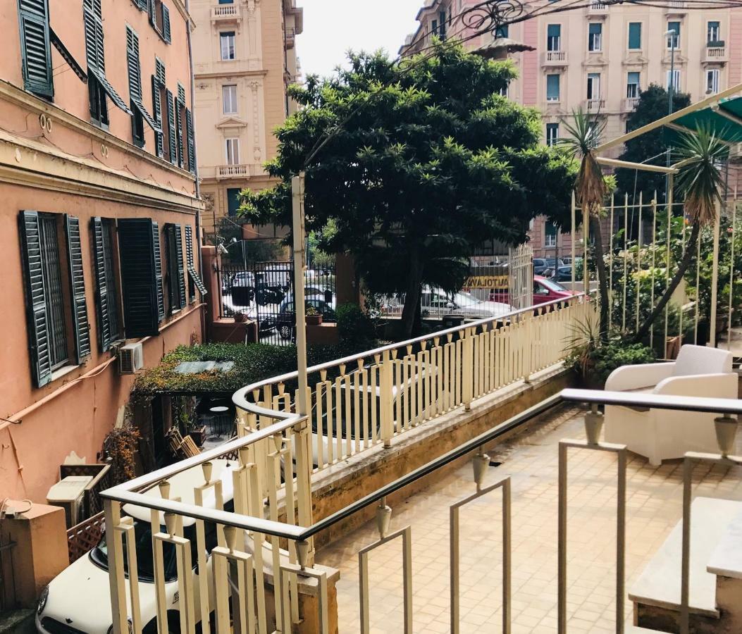La Casa Di Claudia Lejlighed Genova Eksteriør billede